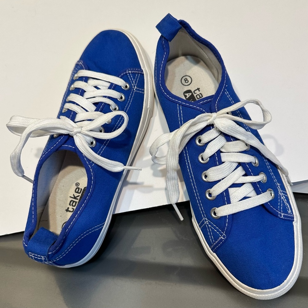 Take a Walk Sneakers 8